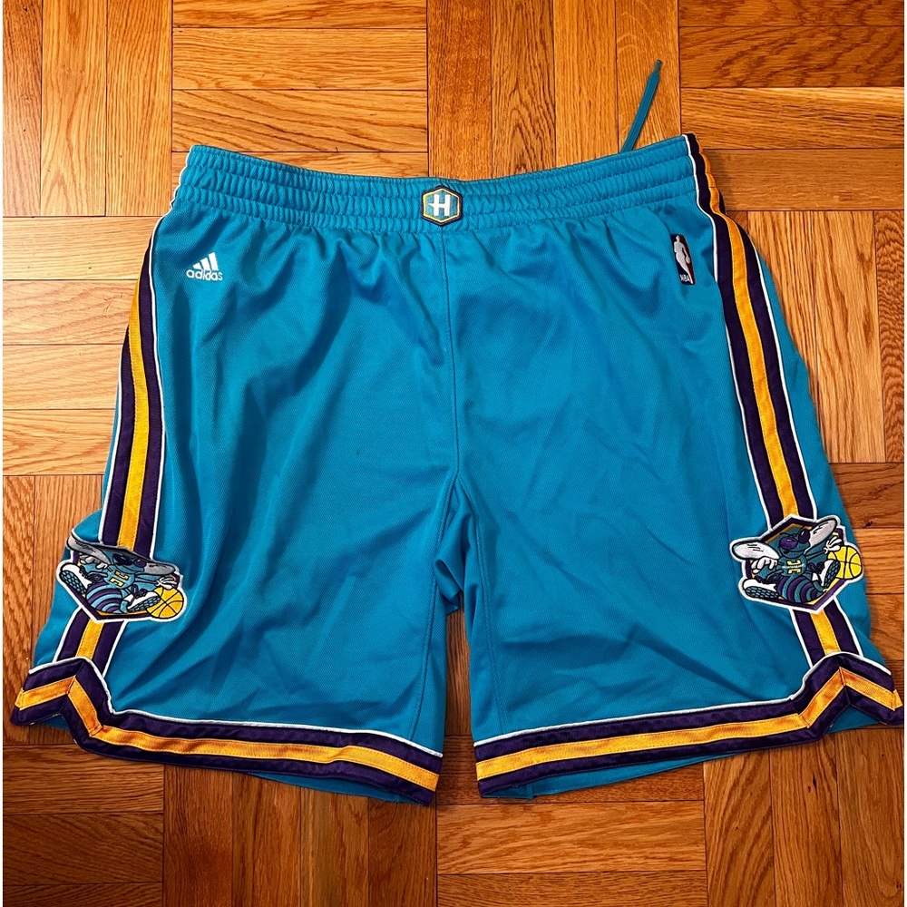 Vintage New Orleans Hornets Basketball Shorts - AUTHENTIC